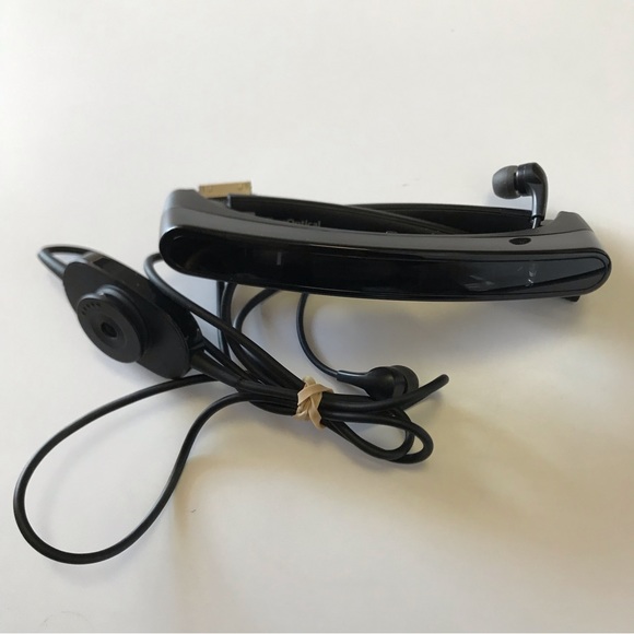 MyVu Solo Personal Media Viewer Virtual for iPod - Picture 2 of 6